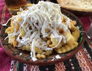 Картофи със сирене (350г)