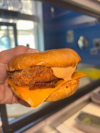 KENTUCKY BACON - burger, fries & drink