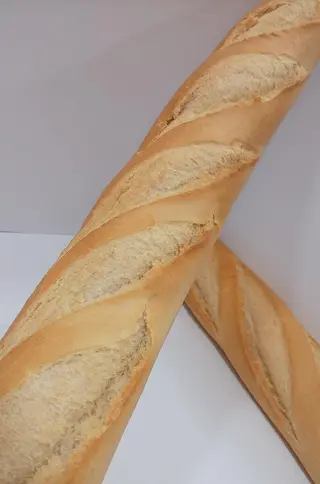 Pan Baguette Medio