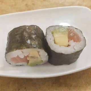 8，Maki de Aguacate con Salmón, 8 Piezas