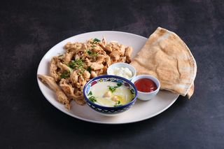 Hummus com Shoarma de Frango