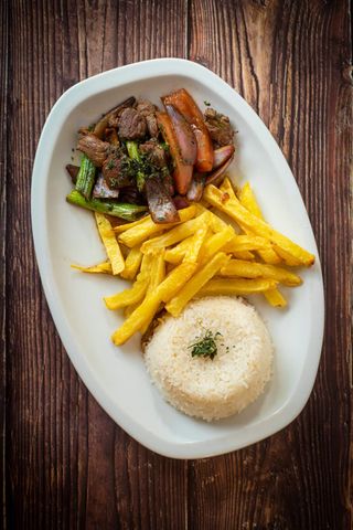 Lomo Saltado