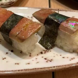 93.Nigiri De Foie Flambeado Caramelizado (2 Pzs.)