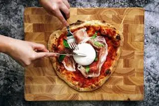 Pizza De Burrata (32 Cm.)
