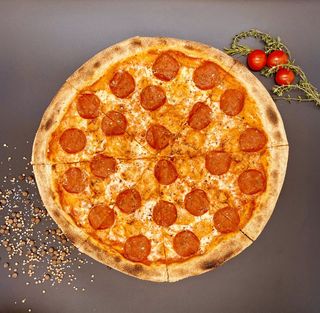 пицца "пепперони" (30 см.)