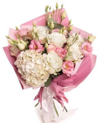 Buchet trandafiri albi și eustoma