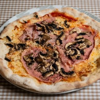 Pizza Capricciosa