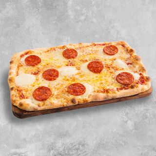 Pepperoni flatbread pizza