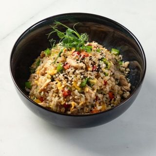  Жареный рис с говядиной