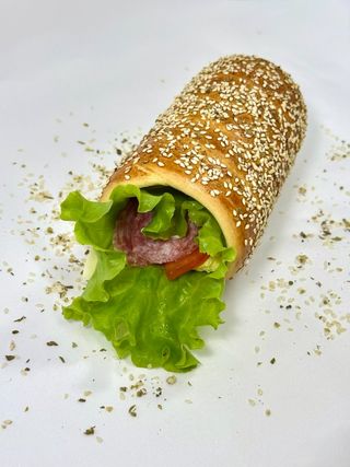 Кюртош з салямі доставка