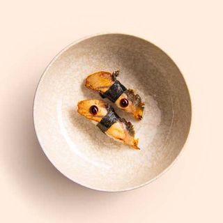 39. Nigiri de anguila (2 uds.)