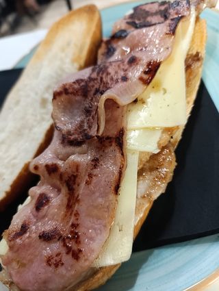 Bocadillo Campero