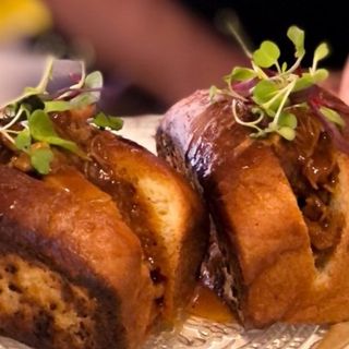 Ración De Mini Brioche De Costilla A La Barbacoa (2 Uds.)