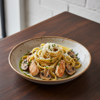 Tagliatele cu piept de pui si ciuperci