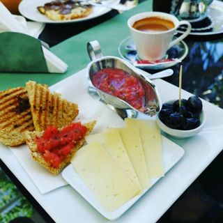 Petit Dejeuner Espagnol
