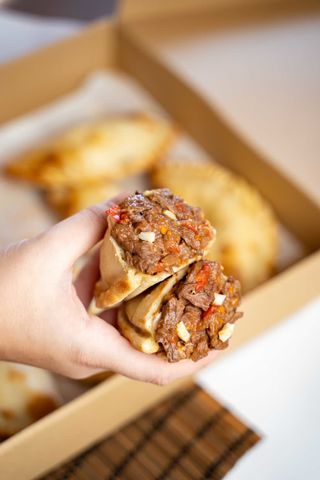 Empanada De Carne De Ternera