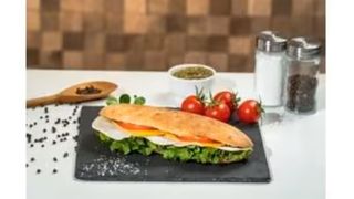Sandwich cu șuncă
