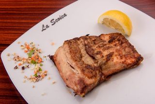 Crap la gratar cu mamaliga