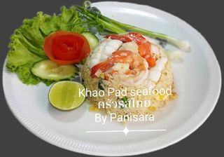 Khao pad kung o seafood