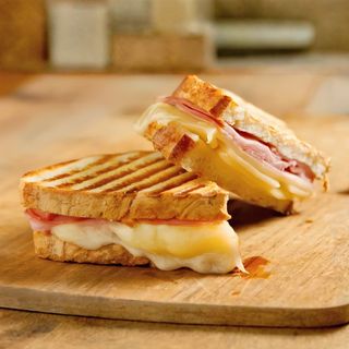 Tosta Rustica Mista com Batata