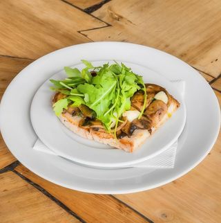 Bruschetta de Cogumelos e Queijo Cabra
