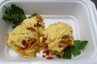 Філе хека смажене з овочами та грибами (100г)