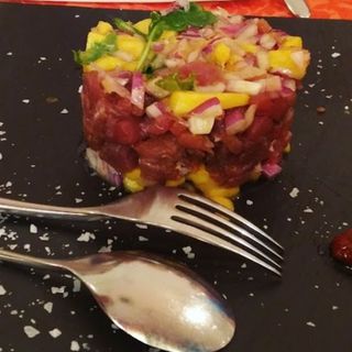 Tartar De Atún Y Mango
