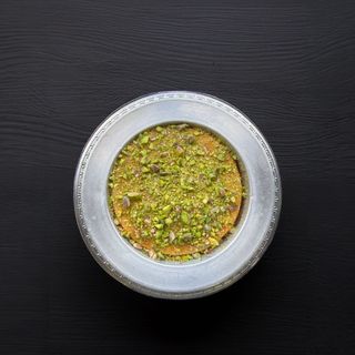 كنافة بالجبنة والفتسق