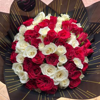 Mixed Red and White bouquet