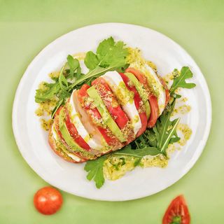 Розов домат с моцарела (350г)