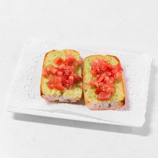 Pan Con Ajo Y Tomate
