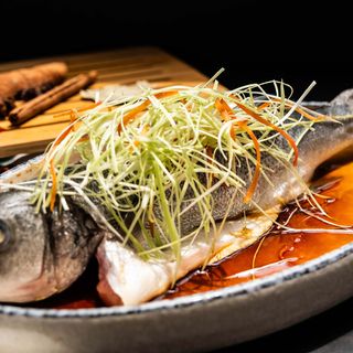  清蒸鱼Pesce alla vapore