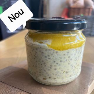 Budinca cu Chia si Mango