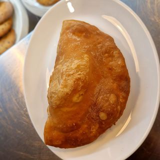 Empanada Dominicana de Queso