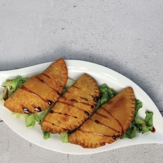 Sambousik Lahme( Empanadas de Carne)
