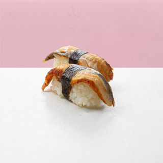 6. Nigiri anguila (2 uds.)