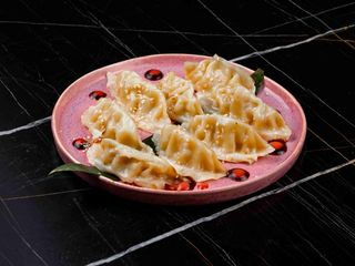 Китайські пельмені з креветкою та соусом Васабі-унагі (200г)