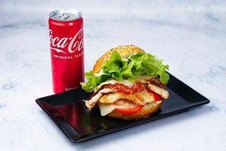 Chicken club + Coca Cola 0,33l