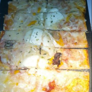Pizza Queso De Cabra (Grande 30x30)