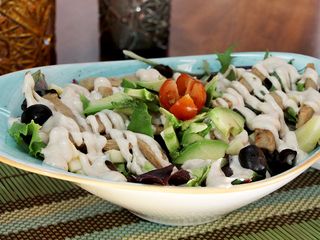 ENSALADA TROPICAL VEGETARIANA
