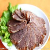 B3 ძროხის ხორცი ნივრით და სოიოს სოუსით