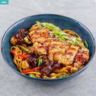 Удон з курячим шніцелем