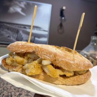 Bocadillo de calamares