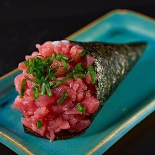 Temaki Spicy Tuna (1 Unidade)