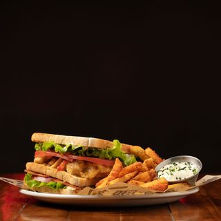 The Mad Club Sandwich