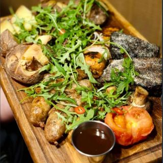 Щедре козацьке частування (1320г)