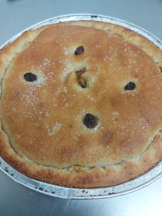 Pizza con cipolla agrodolce e uvetta 500 g