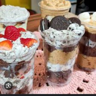 Postre en vaso Brownie y Chocolate blanco  