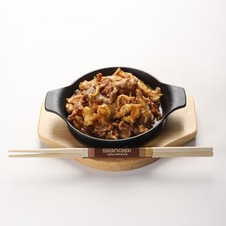 Misto di carne alla piastra con satè