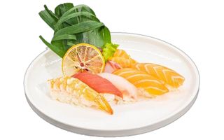 101.Sushi sashimi misto - 12 pezzi